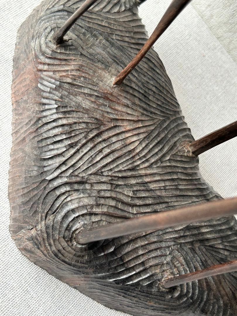 野鳥の彫刻 工芸品 アンティーク 親子 木製鳥彫刻 3羽のデザイン