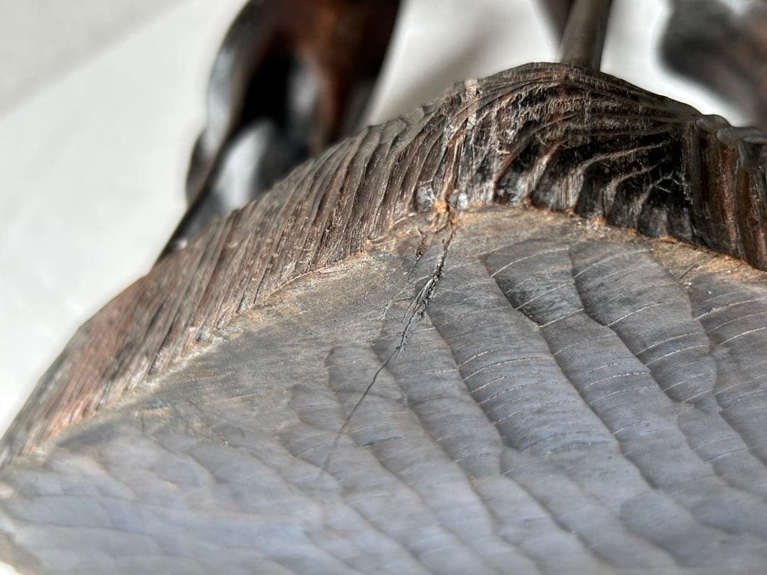 野鳥の彫刻 工芸品 アンティーク 親子 木製鳥彫刻 3羽のデザイン