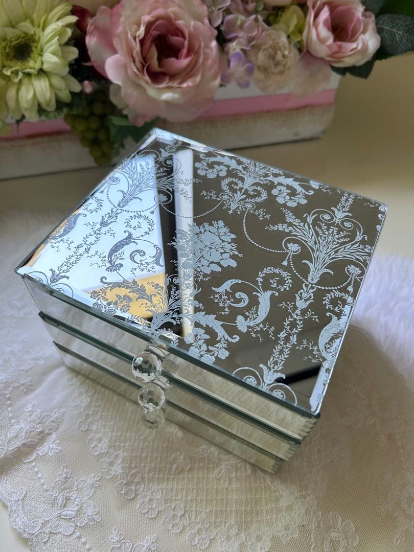 宝石箱　「美品」ローラアシュレイ ジョゼッテ ジュエリー ボックス ケース