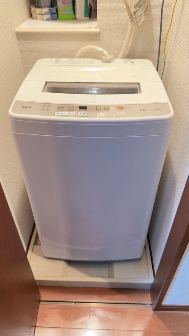 【送料無料】AQUA 洗濯機 6kg 2019年製 AQW-S60H