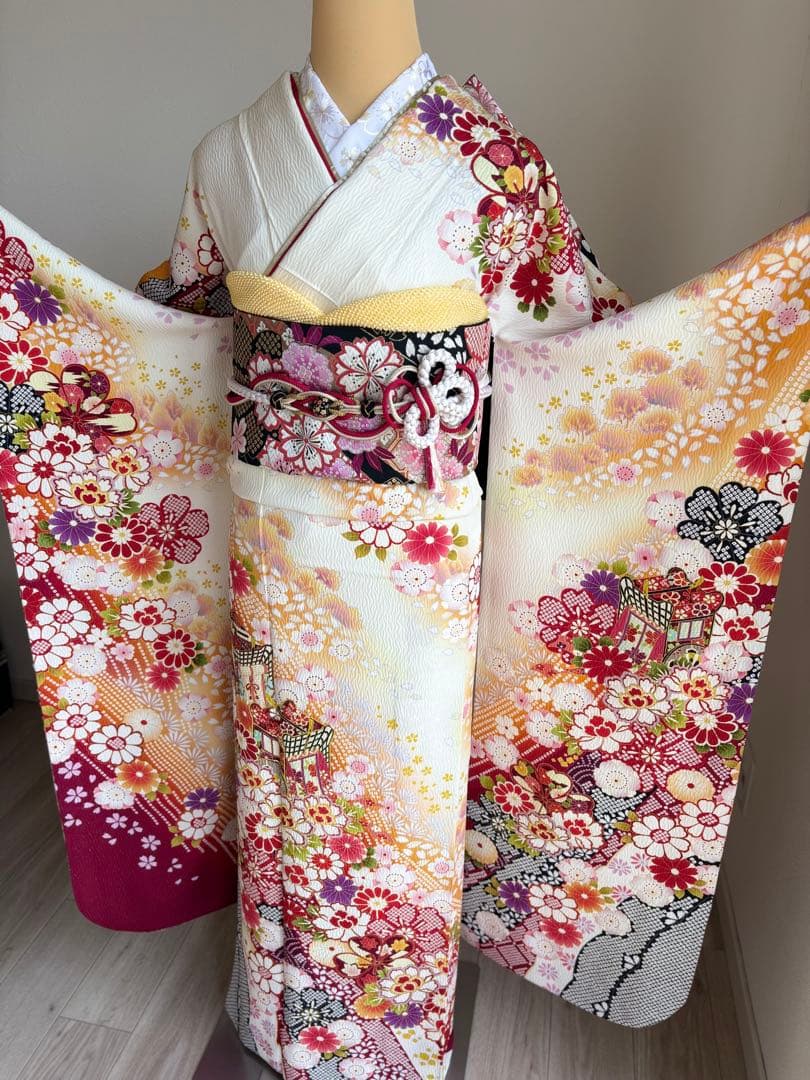 期間限定価格（2/1まで！）⭐️可愛い振袖フルセット　成人式　正絹　袋帯　白地系