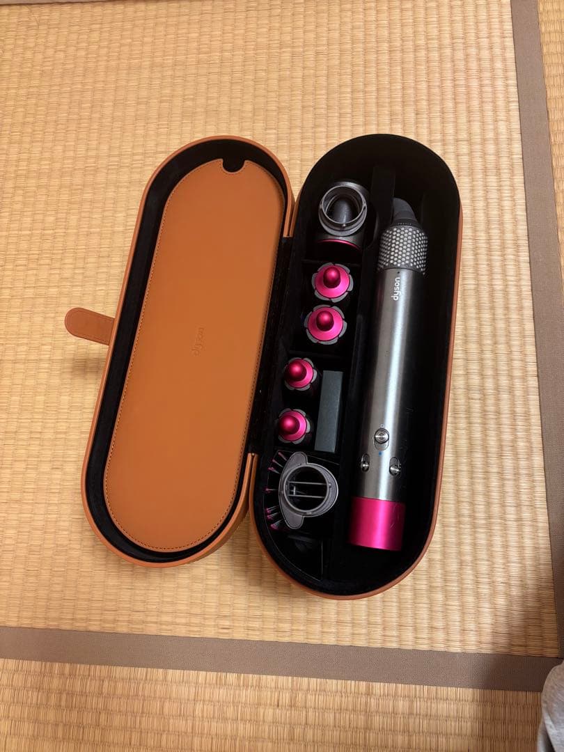 ダイソン airwrap volume+shape アタッチメント付属