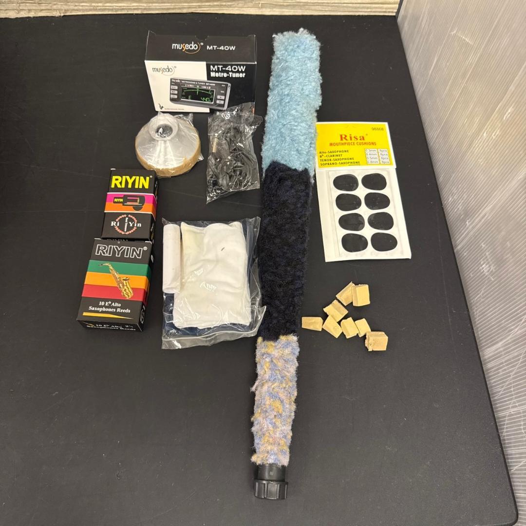 ☆Hilax　アルトサックス　HAS-703N　ケースチャック壊れ　ハイラックス