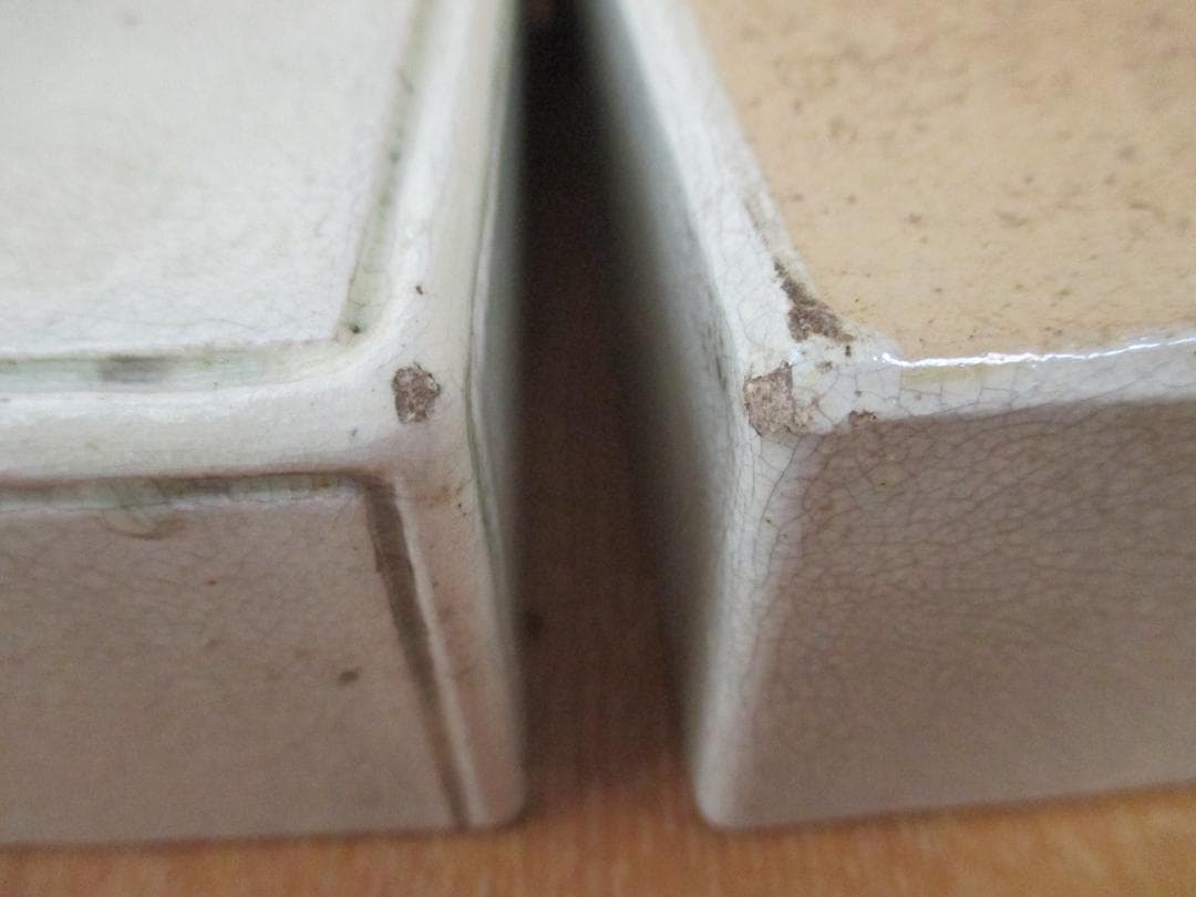 陶器製箱　菊の御紋　印銘あり　102