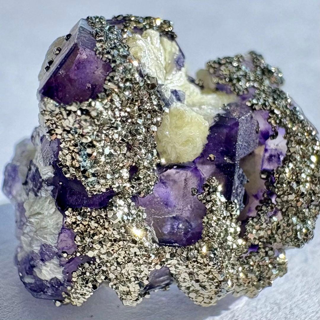 548 中国 内モンゴル産 フローライト&パイライト