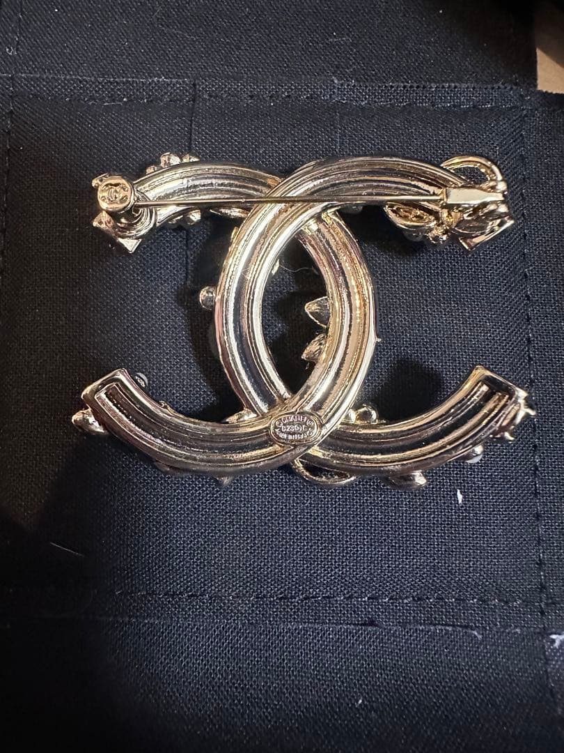 CHANEL フラワー装飾 ブローチ