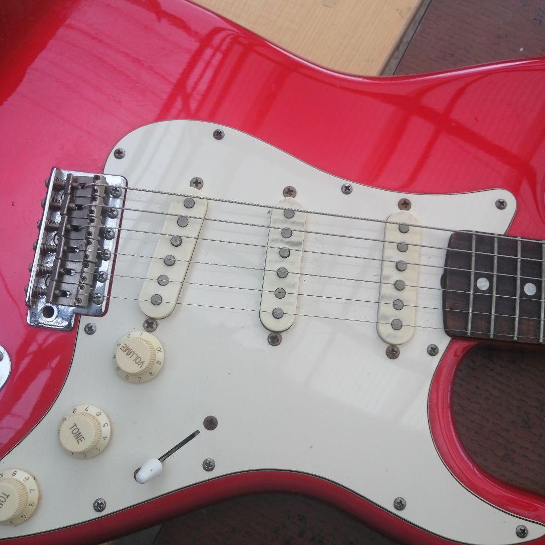 ストラトキャスター Bacchus　備品付き