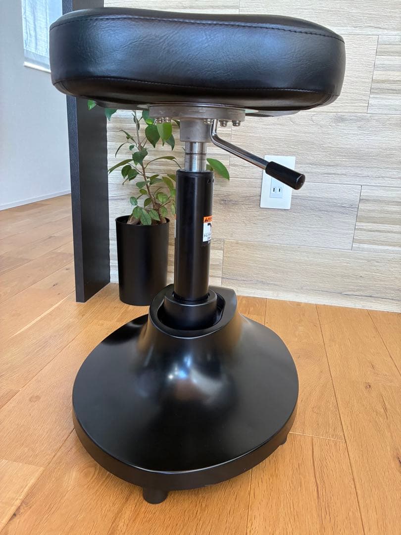 タカラベルモント ESPOIRスツール 黒