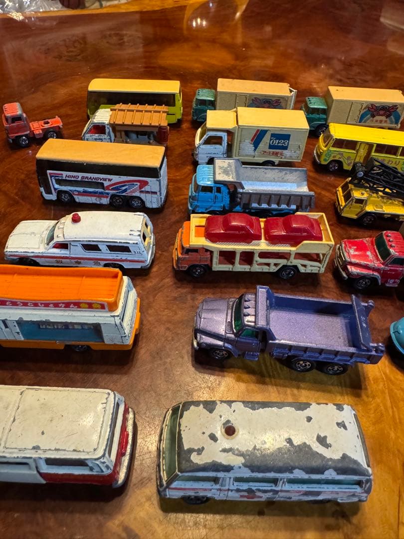 昭和レトロトミカ23台まとめレア含む、状態悪いバラ売り値下げ不可　ジャンク
