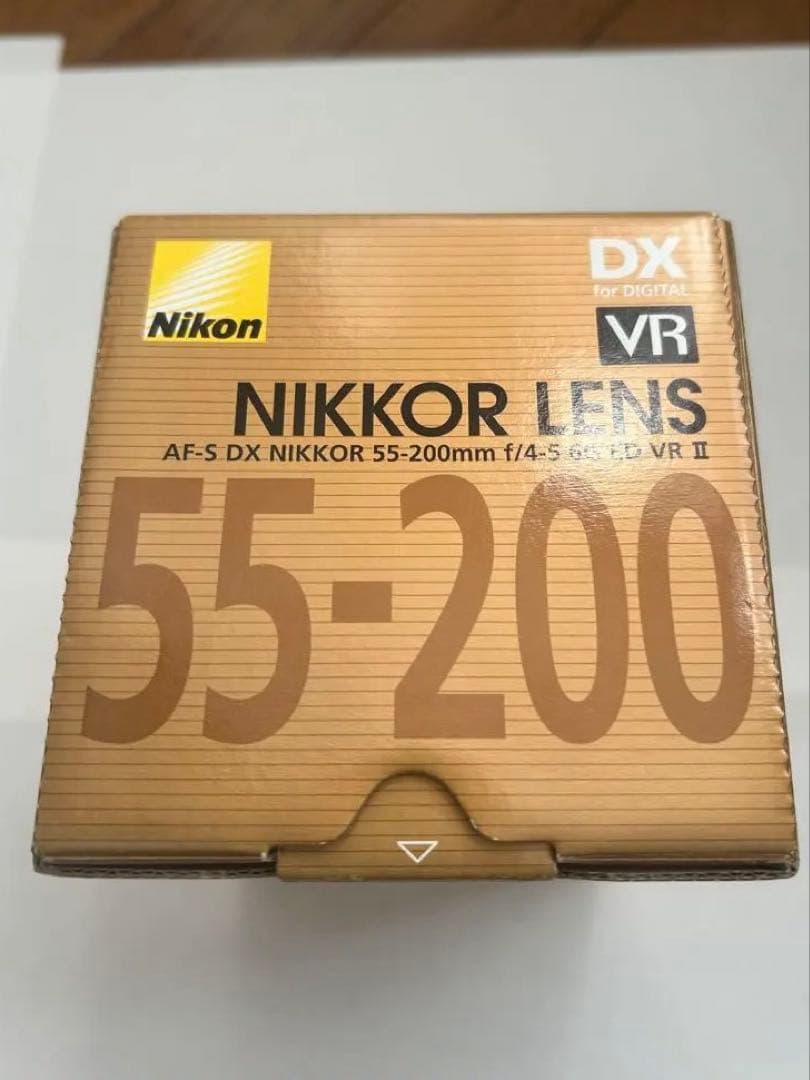 ②NIKKOR AF-S DX55-200㎜f4.5-5.6G ED VR II
