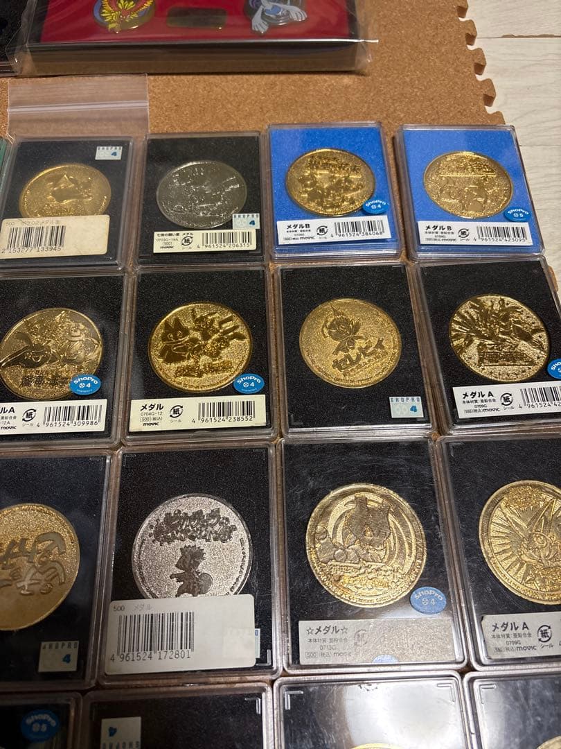 ポケモン　メダル　映画　劇場版　ミレニアムバッジ　ポケパーク