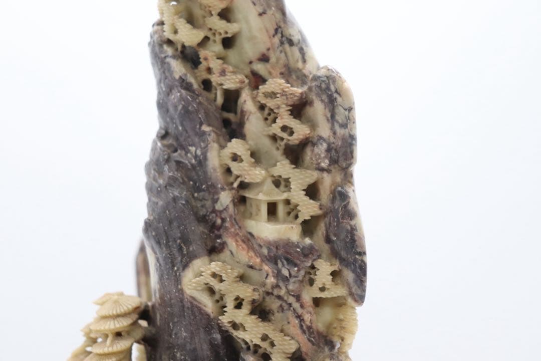 中国　寿山石　山水楼閣彫　置物　送料込み251015