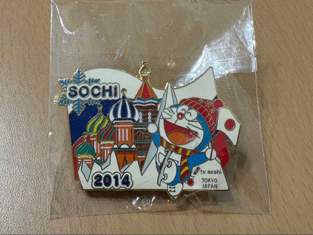 ドラえもん ソチオリンピックピンバッジ 2014