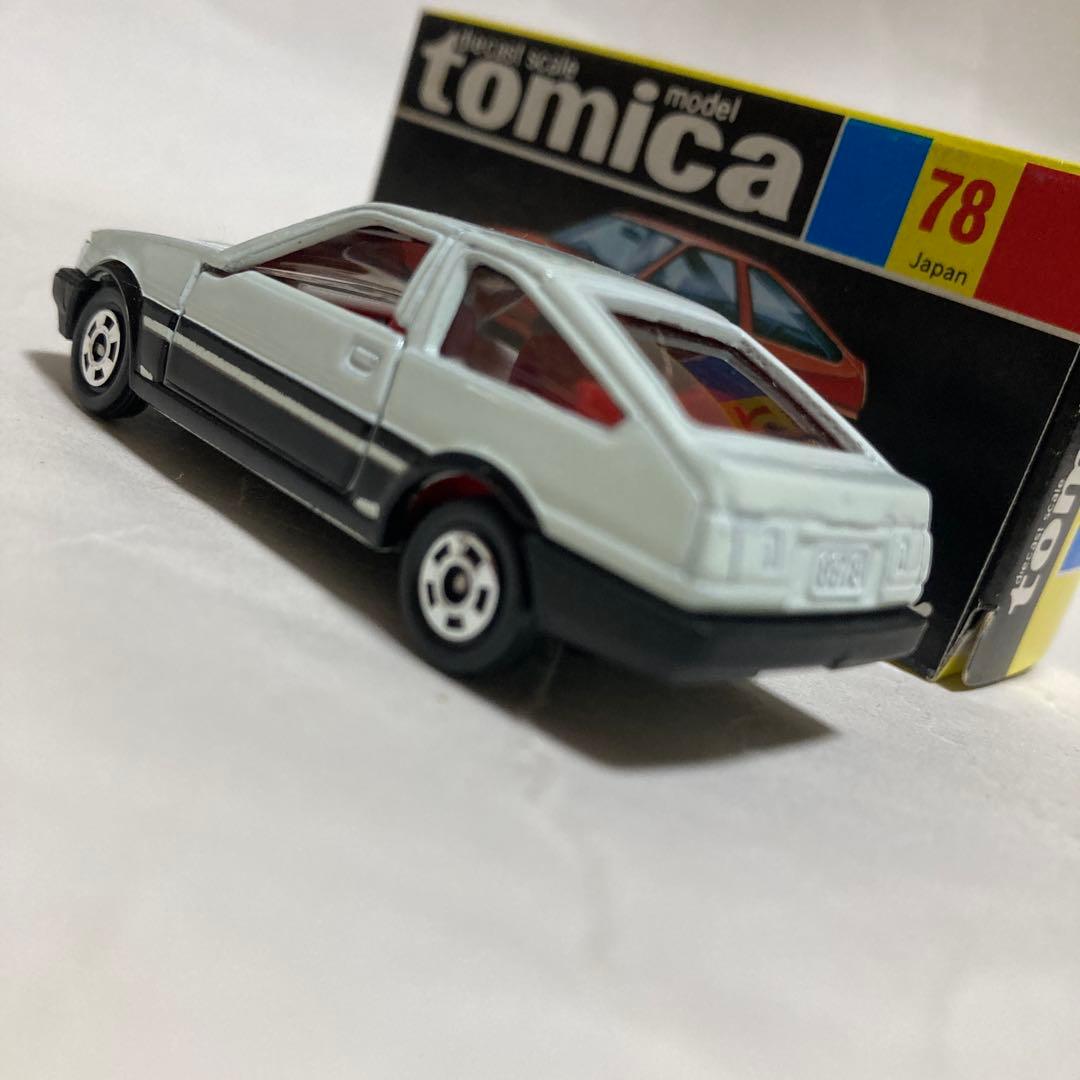 トミカトヨタカローラレビンです。AE86 日本製 スーパーギフトSG