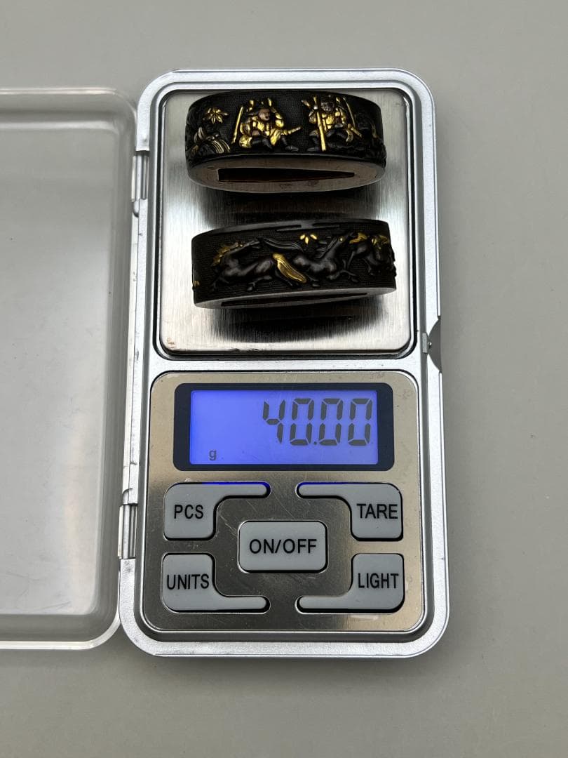 【海】江戸明治期　日本刀装具 人物馬文　金象嵌　縁頭　２点　骨董品　美術品