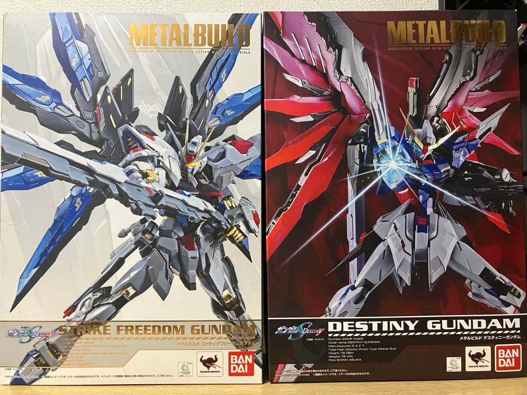 L BUILD デスティニーガンダム & ストライクフリーダムガンダム