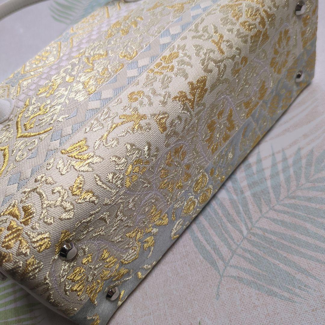 利休バツク沙織