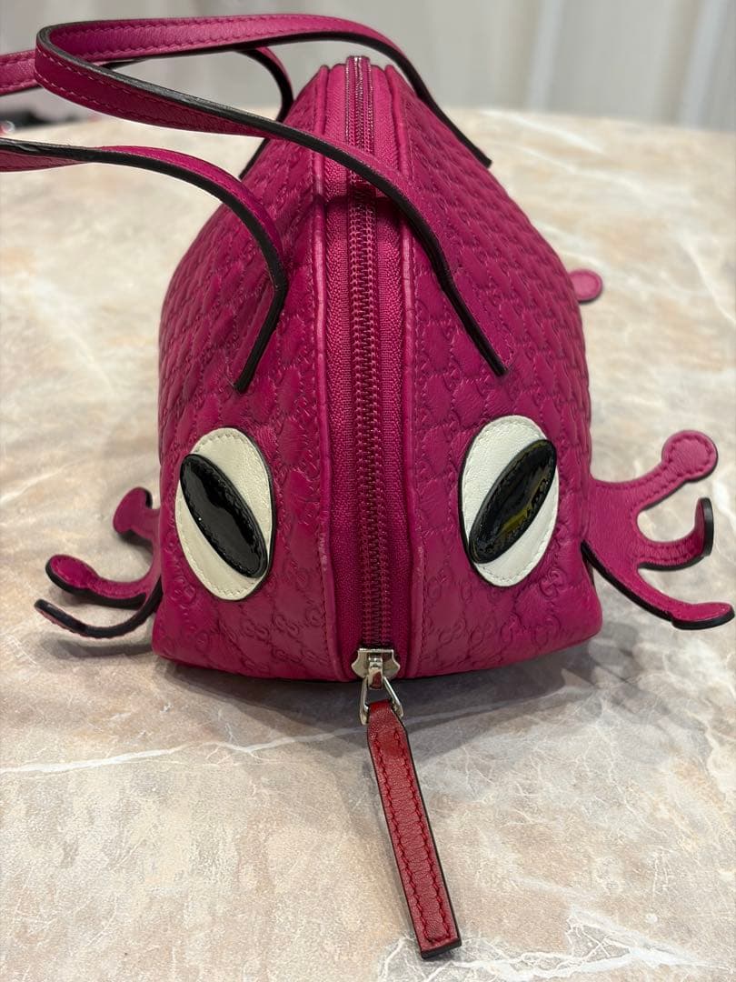 GUCCIカエル型手提げバッグ　美品