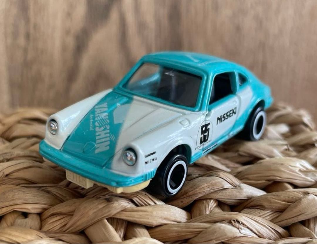 〈トミカ〉ガリバー特注 ポルシェ911S カレラカップジャパン