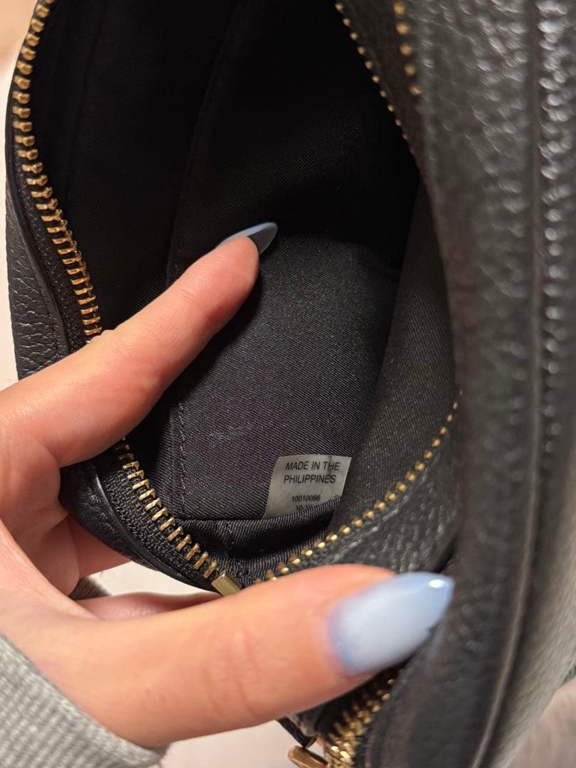 Tory Burch ブラックレザーショルダーバッグ