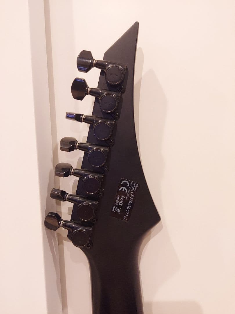 S by Solar 4.7C-E　7弦ギター