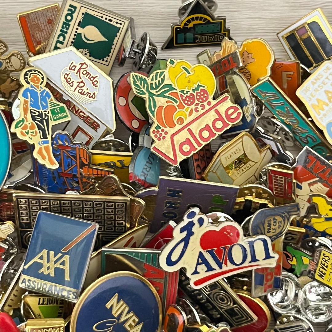 集めたくなる フランス　ピンバッジ　200個セット　まとめ売り　ヴィンテージ 6