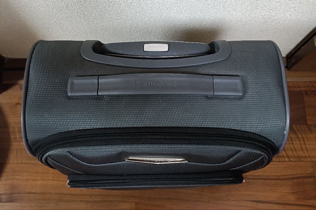 美品Samsonite Stackkitキャリーオンキャリー可　モバイルコード付