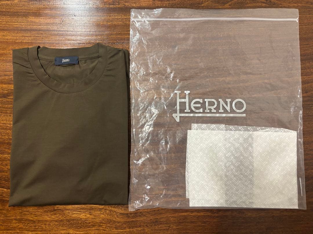 HERNO【ヘルノ】クルーネック コットンストレッチ　　　ジャージー