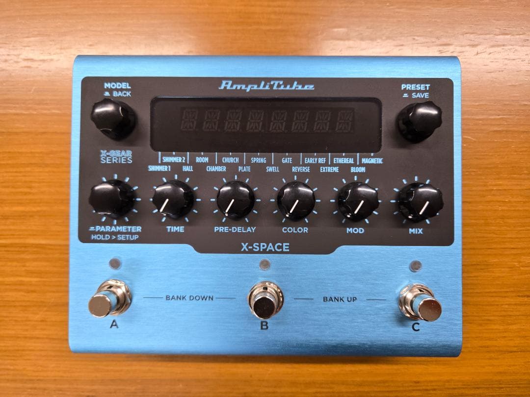 【極美品・試聴のみ数回】AmpliTube X-Space ※付属アプリなし
