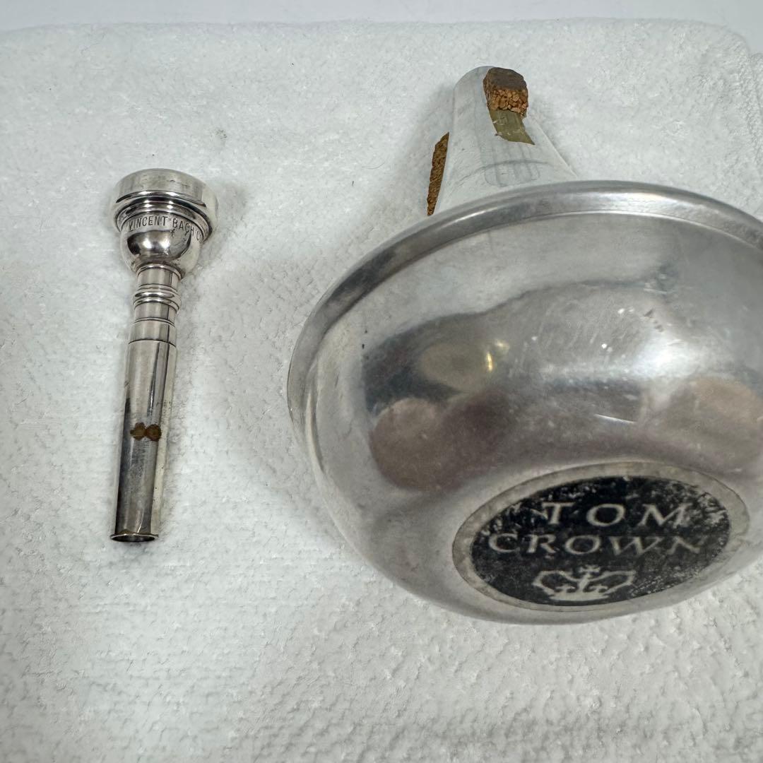 Bach バック　トランペット　TR-300 マウスピースミュート付き　管内洗浄