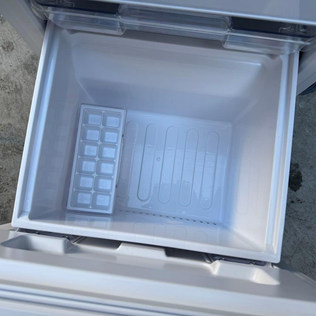 124⭐️2022年製美品★シャープ冷蔵庫ホワイトガラス扉　右、左開き　一人暮らし