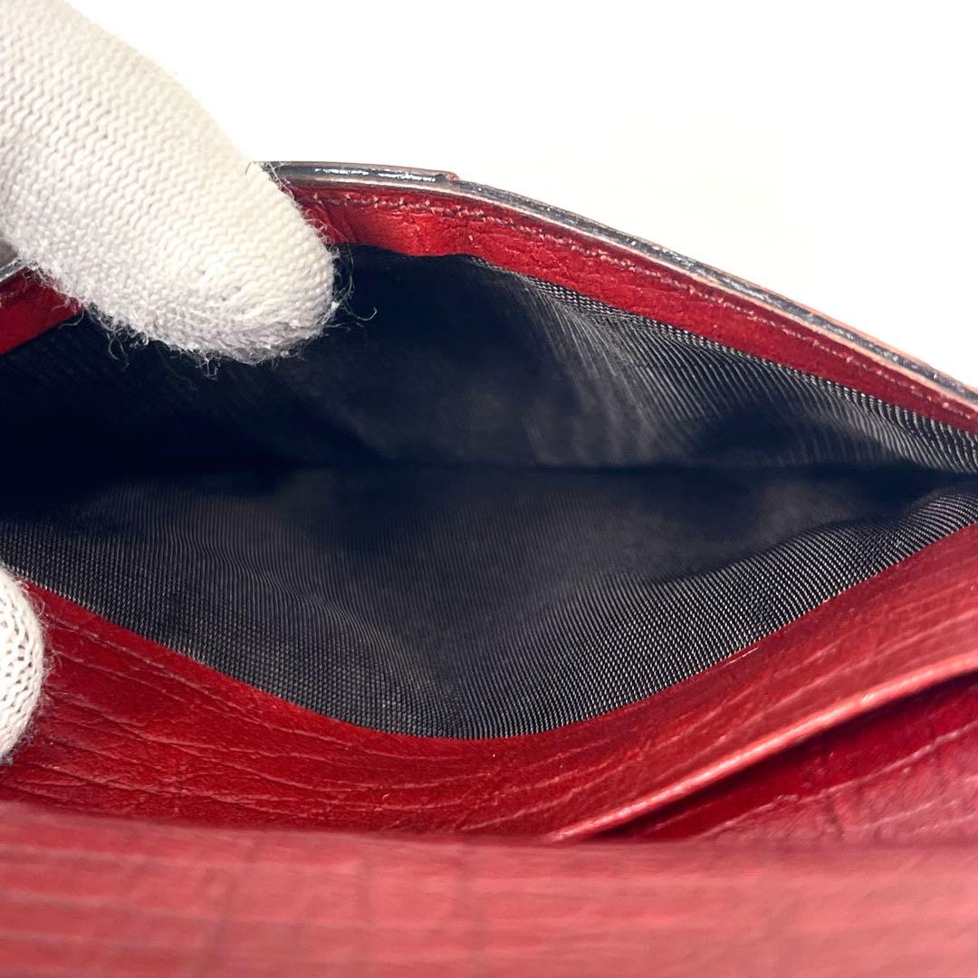 グッチ　折り財布　GGスプリーム　ロゴ総柄　がま口　ミディアム　PVC レザー