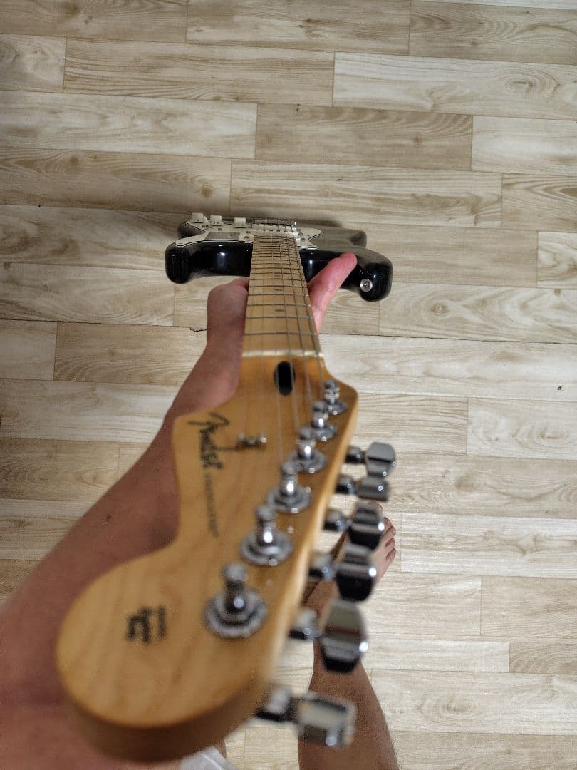 【週末限定】Fender　Player　Series　Stratocaster