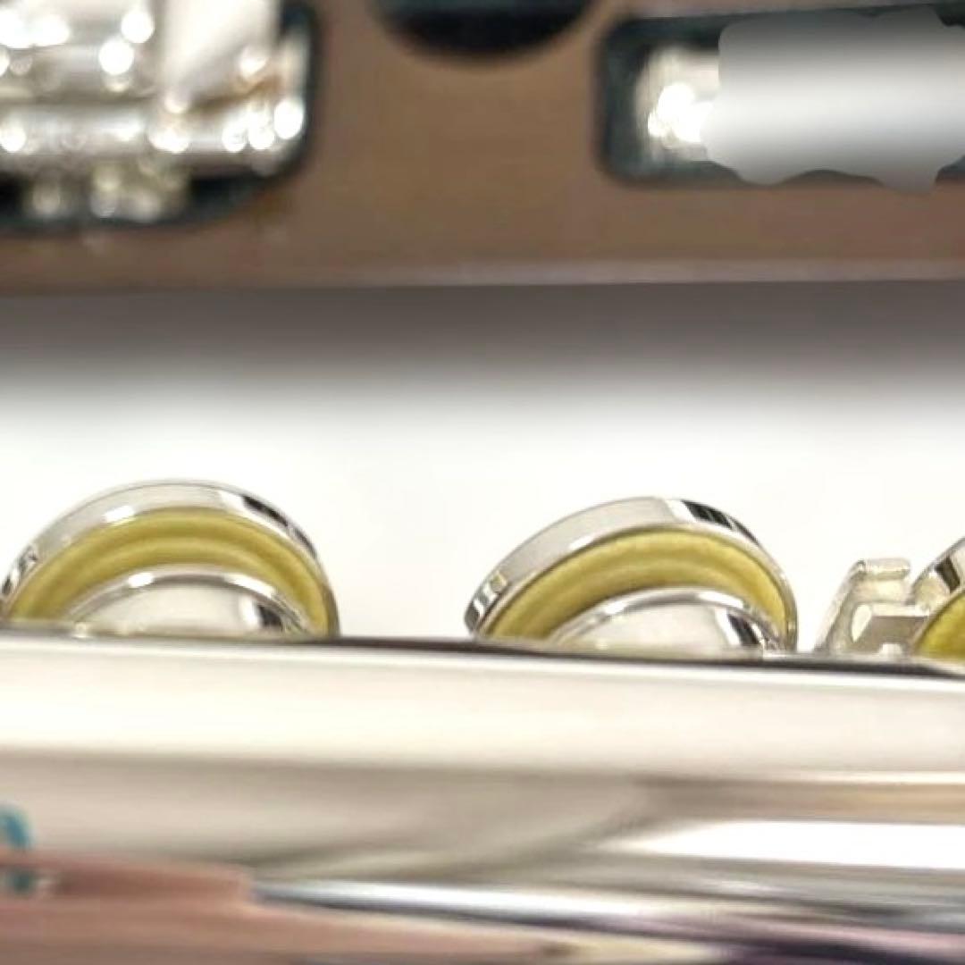 Pearl Flute　使用期間約1年　頭部管銀製　彫刻あり　リングキイ
