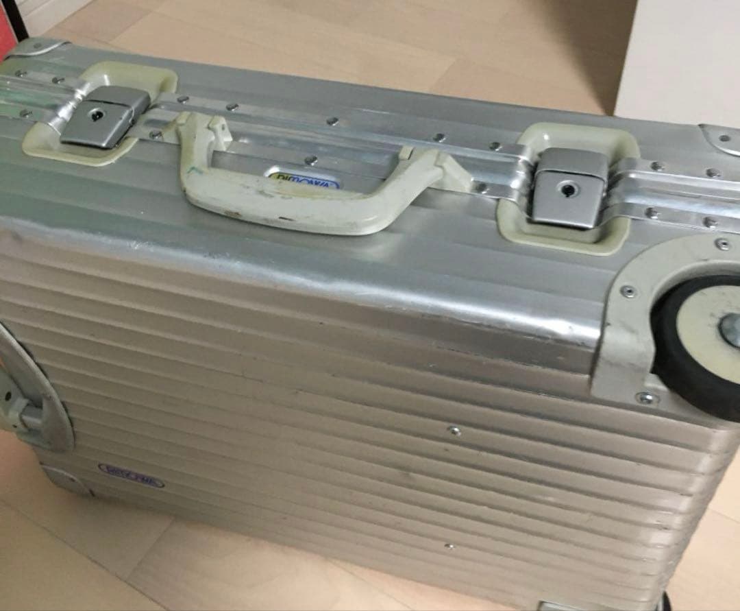 【廃番】リモワ　オパール　キャビントローリー　947 52 アルミ　スーツケース