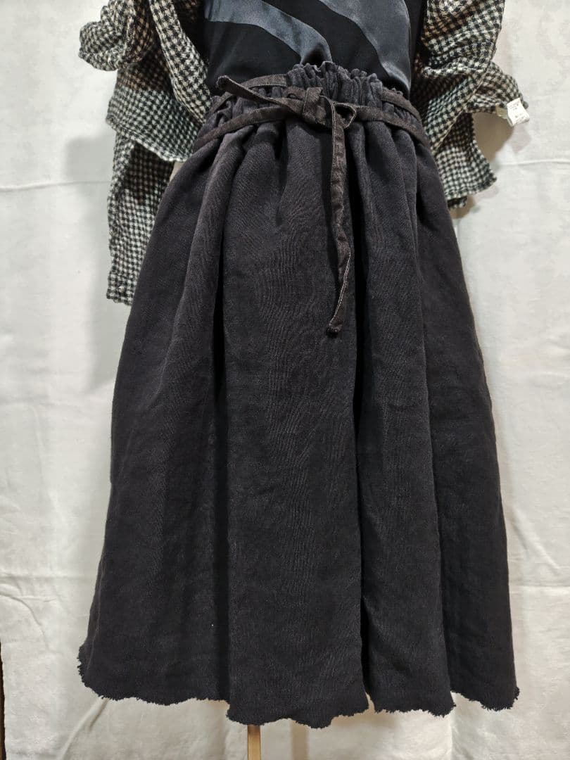 鉄刀木　daniela gregis ヘビーリネン100スカート　新品