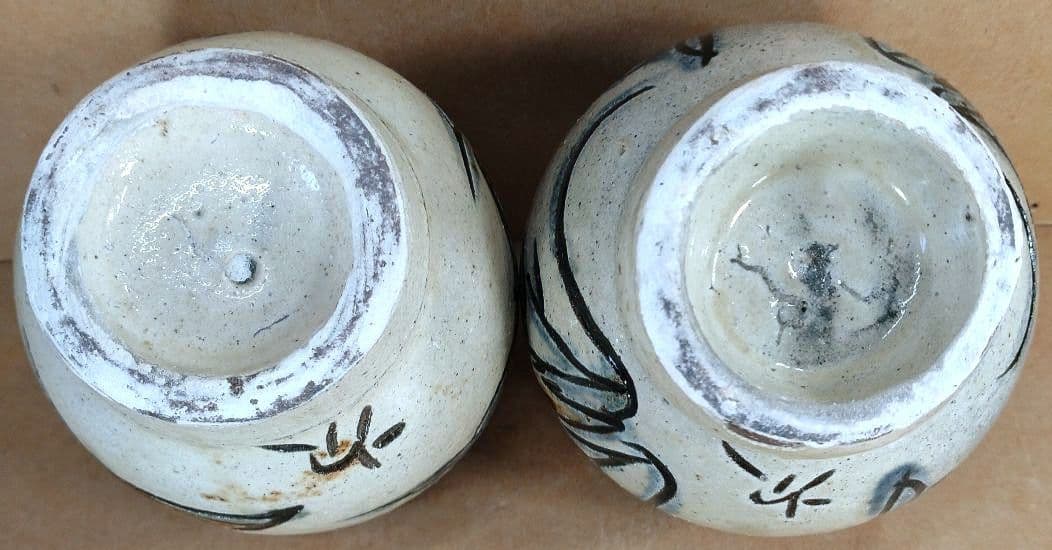 【本物保証】金城次郎 湯呑(魚紋,海老紋）共箱 栞 人間国宝 壷屋焼 やちむん