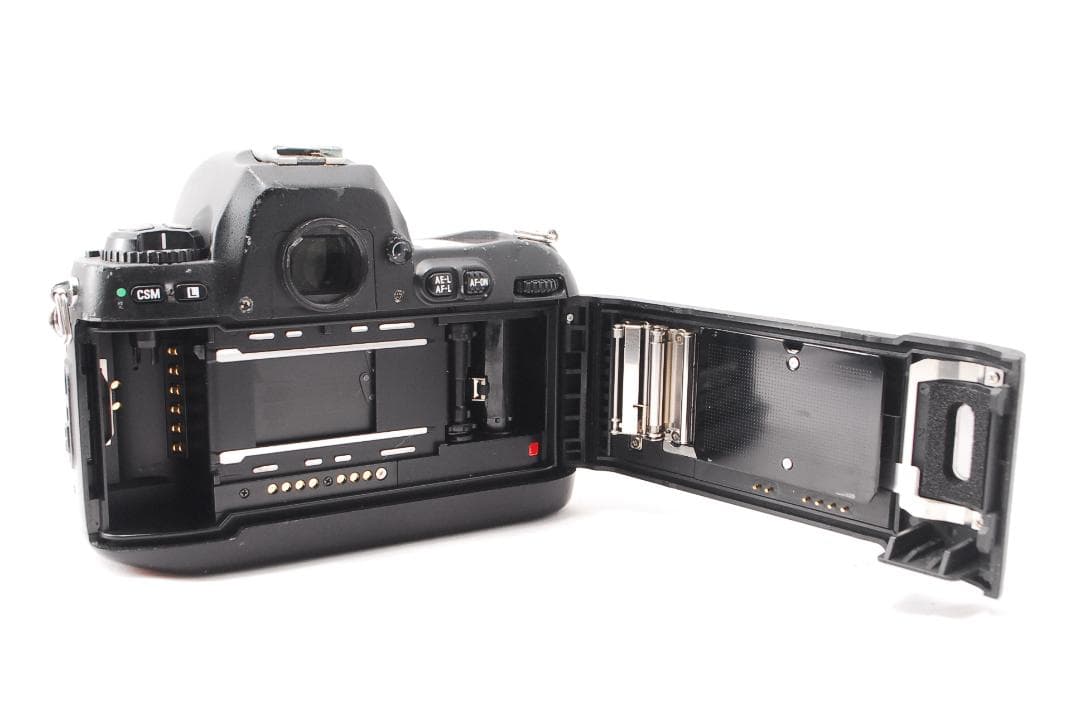 ✨人気のフィルムカメラ✨お買い得✨Nikon F100 ボディ