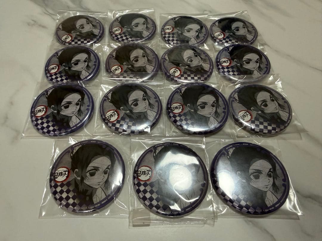 鬼滅の刃 ダイニング お楽しみくじ 第六期 缶バッジ 胡蝶しのぶ 15点セット
