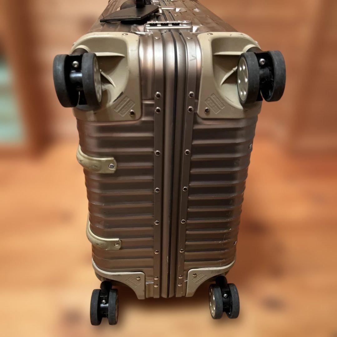 【匿名配送】RIMOWA リモア　シャンパンゴールド スーツケース