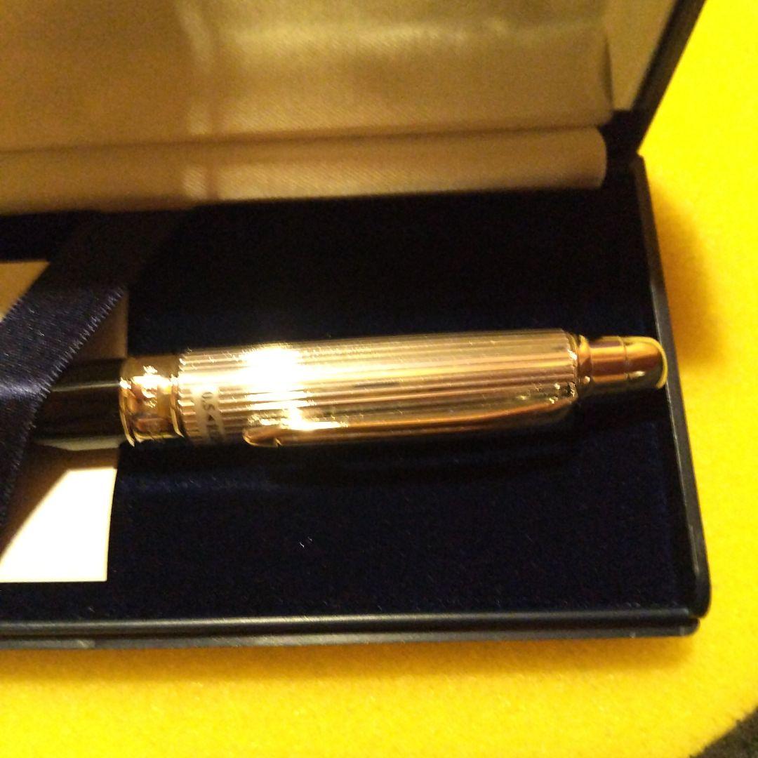 赤字覚悟 BURBERRY ボールペン本体 ブラック/ゴールド