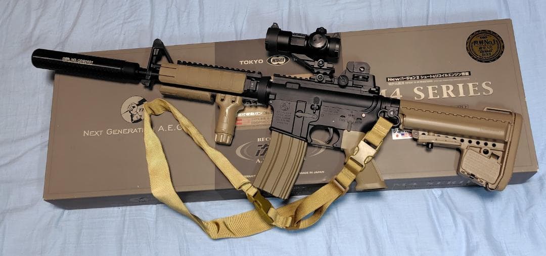 東京マルイ　次世代電動ガン　CQB-R　フラットダークアース