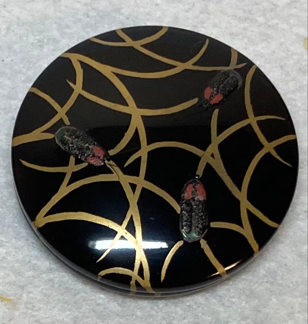 B432h 「蛍蒔絵 丸香合」井口海仙箱書　在判　木製黒漆塗　香道具　茶道具