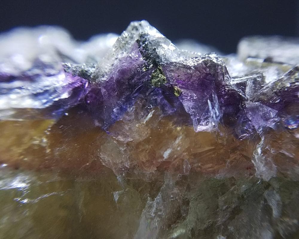 284 マルチカラー フローライト＆キャルコパイライト ドイツ産