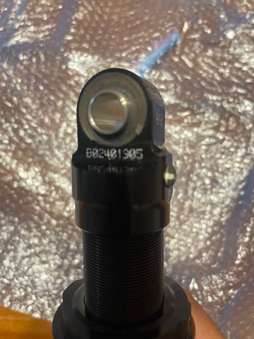 ハーレー　ダイナ　ブラックサスペンションショック 2本セット