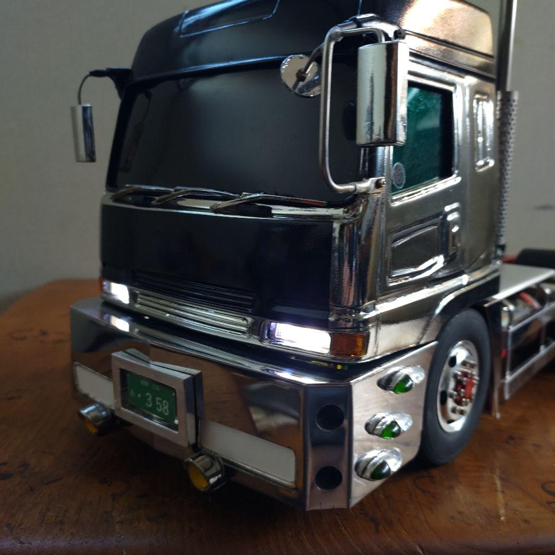 タミヤ1/14トレーラーヘッドデコトラムネトラキャビン