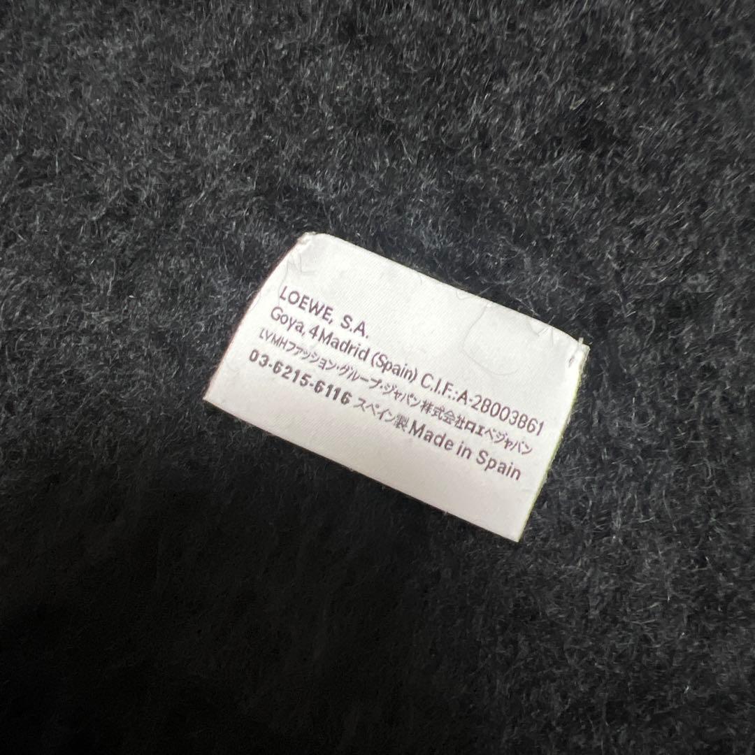 LOEWE ダークグレー マフラー フリンジ付き