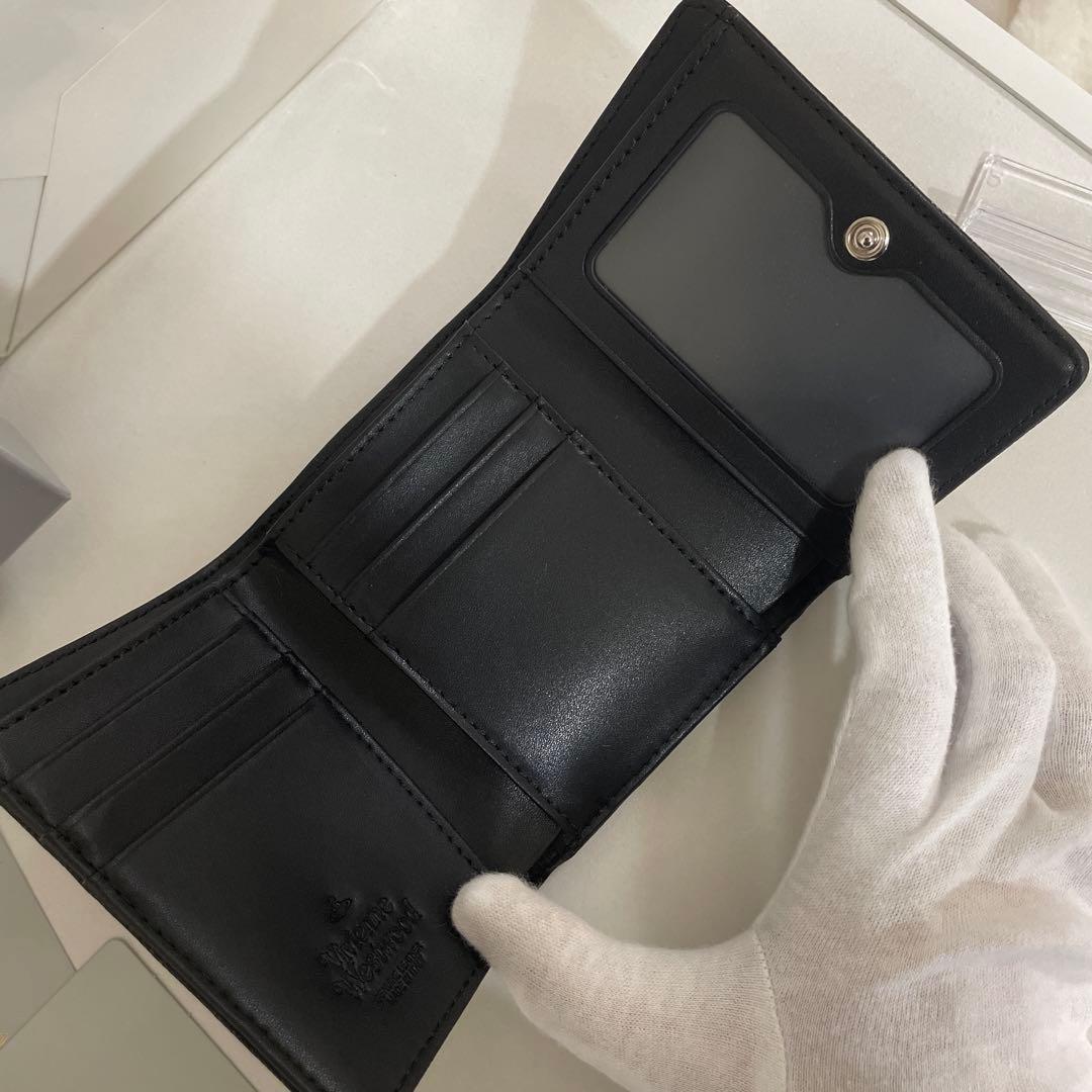 ショッパー付　ヴィヴィアン・ウエストウッド　三折り財布 ブラック