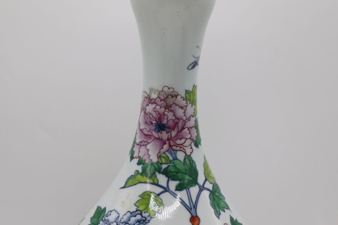 中国　とう彩　花卉紋蒜頭瓶　乾隆年製銘　送料込み250510