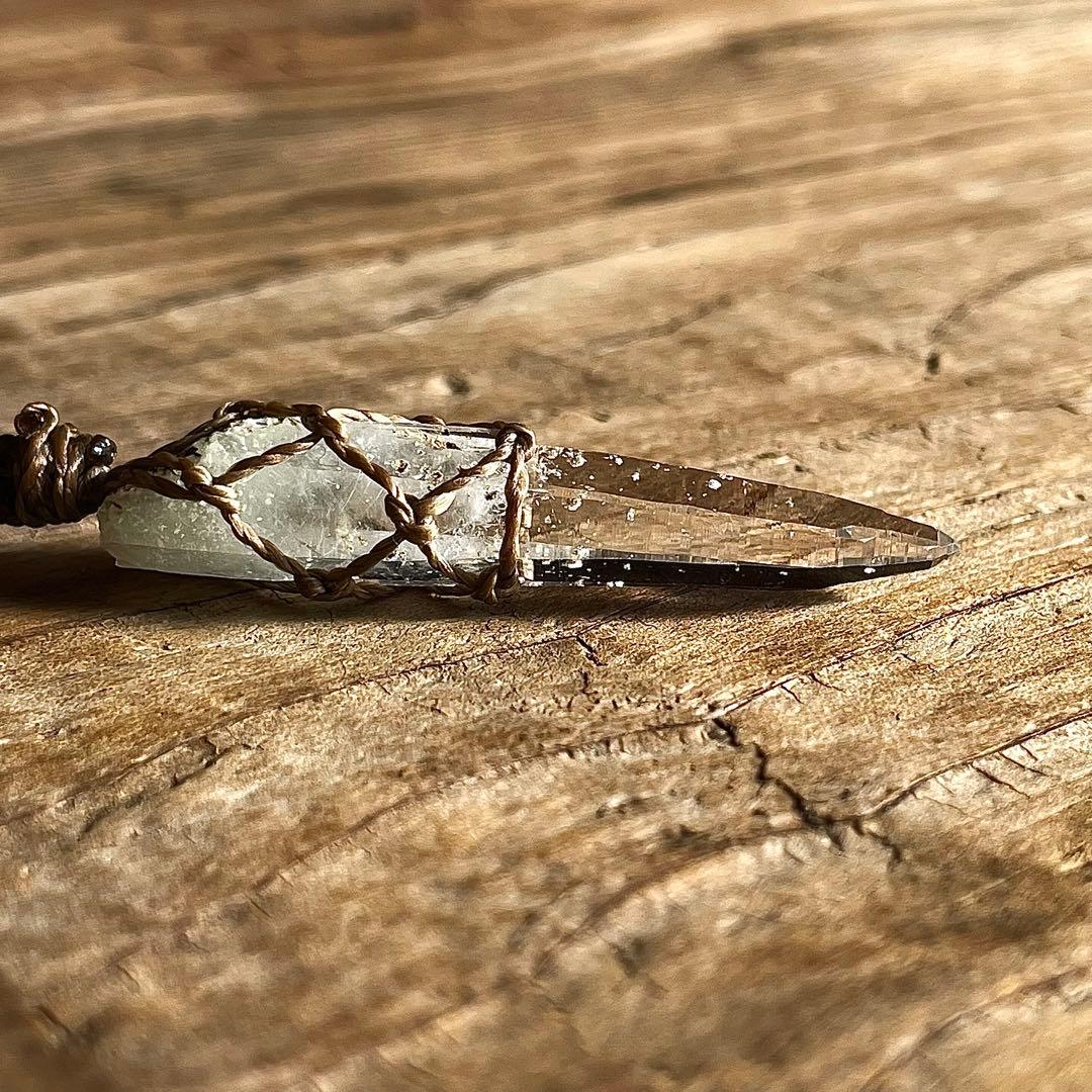 ヒマラヤ水晶 ガネッシュヒマール ＊ マクラメネックレス ペンダント 21